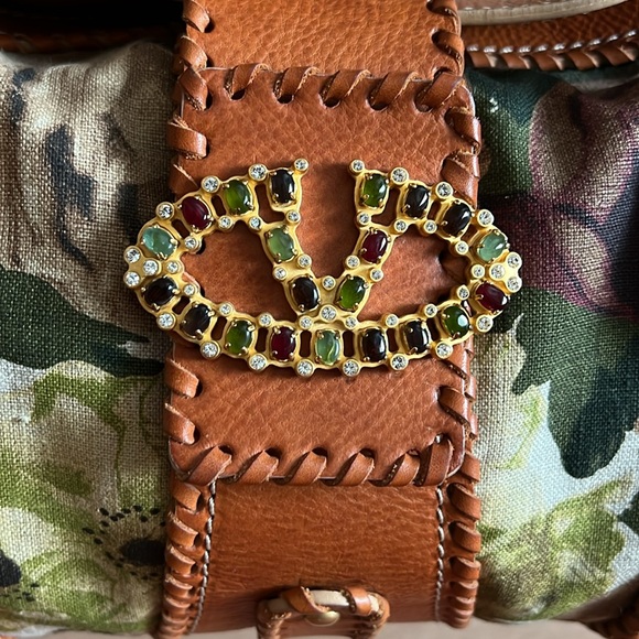 Valentino Garavani authentic shoulder bag. - Picture 4 of 11